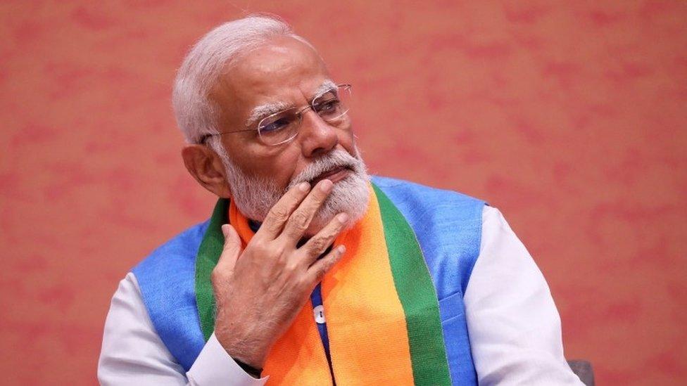 Narendra Modi Biography – Inspiring Journey from Tea Seller to Prime Minister of India