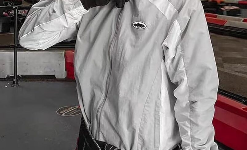 Corteiz Windbreaker – Ultimate Streetwear Jacket for All Seasons