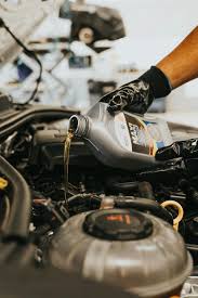 Why a Quick Oil Change Keeps Your Engine Healthy